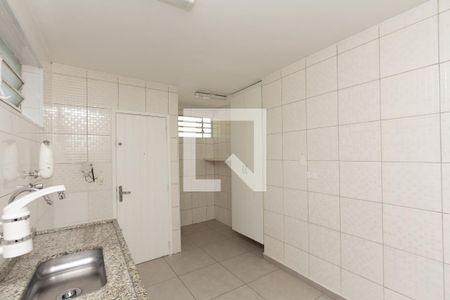 Casa para alugar com 300m², 4 quartos e 4 vagasCozinha
