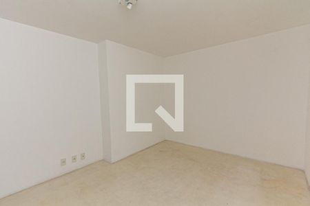 Sala de TV de casa à venda com 4 quartos, 300m² em Indianópolis, São Paulo