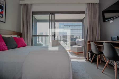 Sala / Quarto de kitnet/studio à venda com 1 quarto, 24m² em Cerqueira César, São Paulo