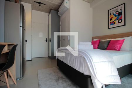 Sala / Quarto de kitnet/studio à venda com 1 quarto, 24m² em Cerqueira César, São Paulo