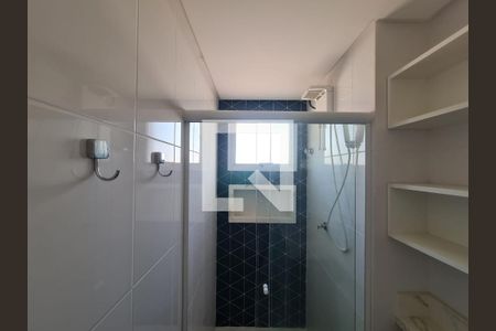 Apartamento à venda com 57m², 2 quartos e 2 vagasBanheiro da Suíte