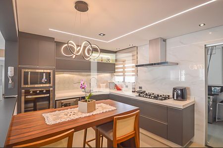 Apartamento para alugar com 128m², 3 quartos e 2 vagasCozinha