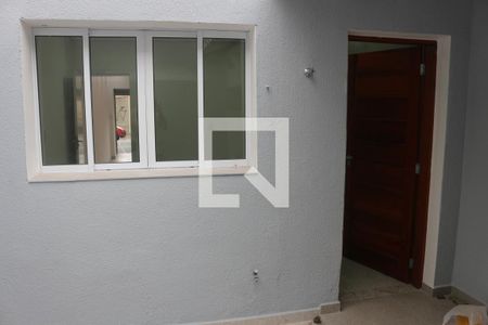 Casa para alugar com 99m², 2 quartos e sem vagaQuintal