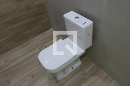 Casa para alugar com 99m², 2 quartos e sem vagaBanheiro