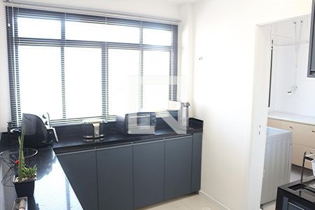 Apartamento à venda com 324m², 3 quartos e 2 vagasCozinha