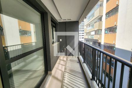 Apartamento à venda com 85m², 2 quartos e 1 vagaVaranda
