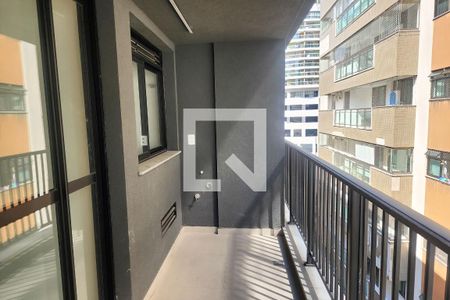 Apartamento à venda com 84m², 2 quartos e 1 vagaVaranda