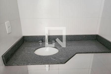 Apartamento à venda com 84m², 2 quartos e 1 vagaBanheiro da Suíte 2