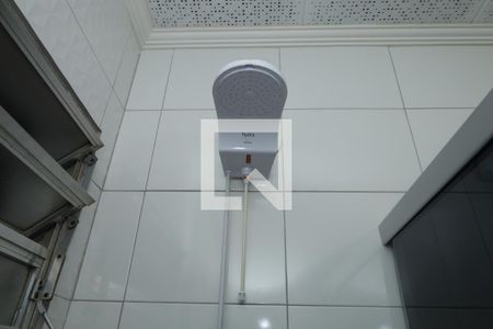 Casa à venda com 170m², 3 quartos e 2 vagasBanheiro