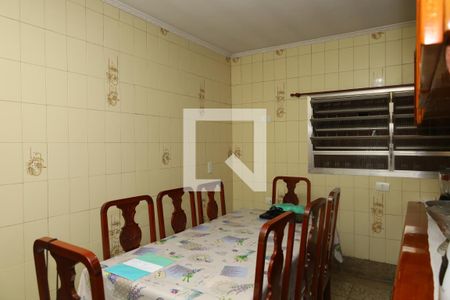 Casa à venda com 170m², 3 quartos e 2 vagasCozinha