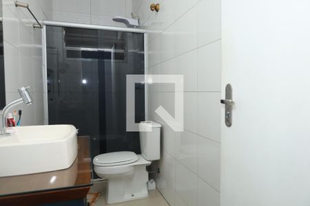 Casa à venda com 170m², 3 quartos e 2 vagasBanheiro