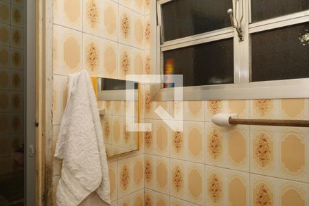 Casa à venda com 170m², 3 quartos e 2 vagasBanheiro/serviço