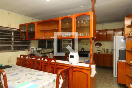 Casa à venda com 170m², 3 quartos e 2 vagasCozinha