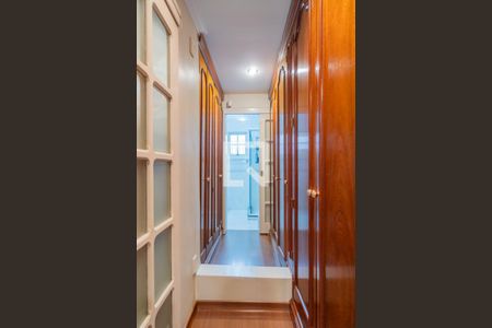 Casa à venda com 230m², 4 quartos e 2 vagasQuarto 4 - Suíte