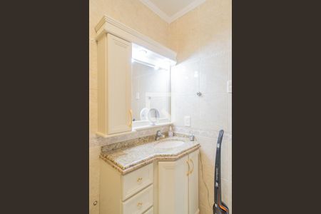 Casa à venda com 230m², 4 quartos e 2 vagasBanheiro Social