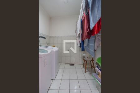 Casa à venda com 230m², 4 quartos e 2 vagasÁrea de Serviço