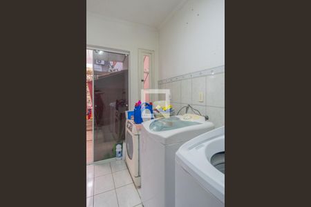 Casa à venda com 230m², 4 quartos e 2 vagasÁrea de Serviço