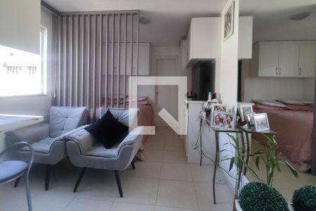 Kitnet/Studio para alugar com 1 quarto, 28m² em Boa Vista, Curitiba