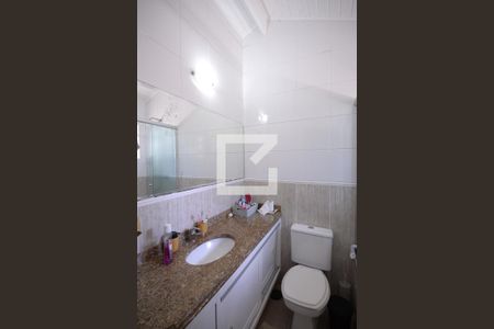 Casa de condomínio à venda com 250m², 4 quartos e 2 vagasBanheiro Suíte