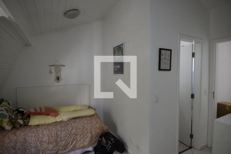 Casa de condomínio à venda com 250m², 4 quartos e 2 vagasSuíte