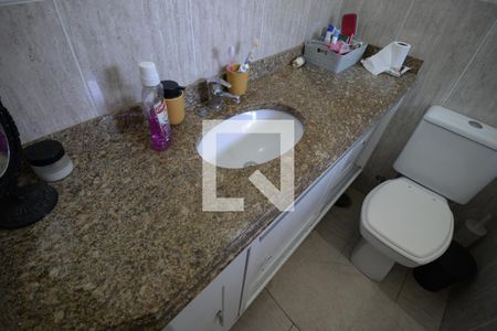 Casa de condomínio à venda com 250m², 4 quartos e 2 vagasBanheiro Suíte