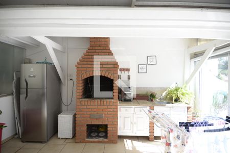 Casa de condomínio à venda com 250m², 4 quartos e 2 vagasChurrasqueira