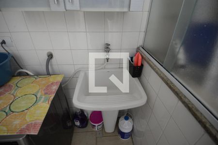 Casa de condomínio à venda com 250m², 4 quartos e 2 vagasÁrea de Serviço