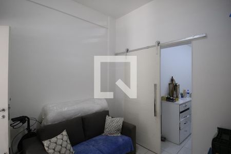 Casa de condomínio à venda com 250m², 4 quartos e 2 vagasQuarto de Serviço