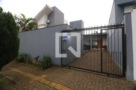 Casa à venda com 199m², 2 quartos e 2 vagasFachada