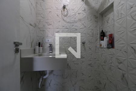 Apartamento à venda com 104m², 2 quartos e 2 vagasBanheiro da Suíte 1