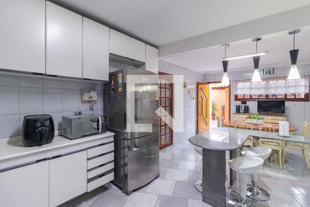 Casa para alugar com 299m², 4 quartos e 6 vagasCozinha