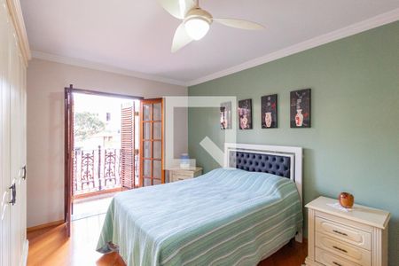 Casa para alugar com 299m², 4 quartos e 6 vagasSuíte