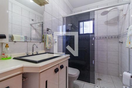 Casa para alugar com 299m², 4 quartos e 6 vagasBanheiro