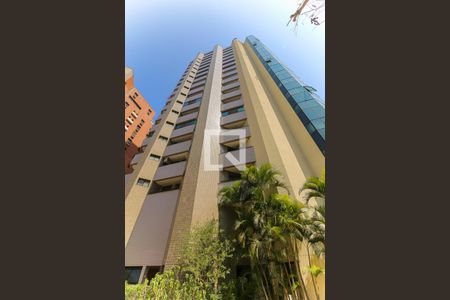 Apartamento à venda com 1040m², 5 quartos e 6 vagasFachada