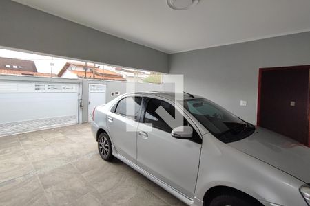 Casa à venda com 164m², 3 quartos e 2 vagas Casa à venda com 164m², 3 quartos e 2 vagasQuintal - Garagem