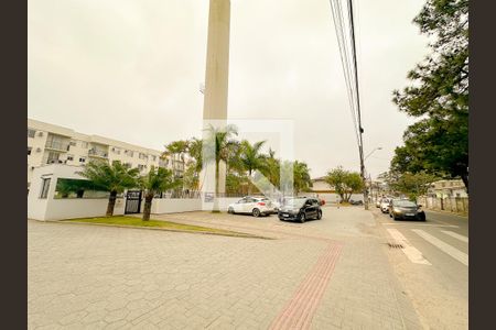 Apartamento para alugar com 62m², 2 quartos e 1 vagaVista da Rua