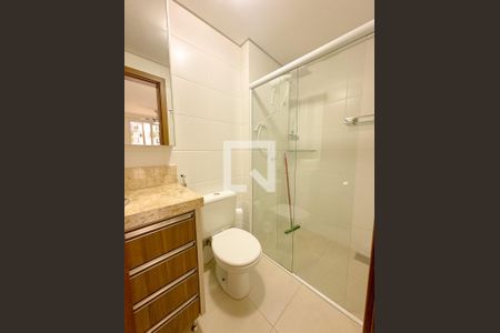 Banheiro de apartamento para alugar com 2 quartos, 62m² em Vargem do Bom Jesus, Florianópolis
