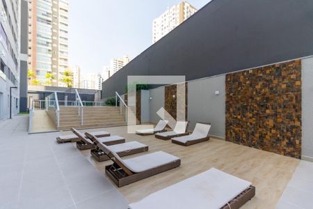 Apartamento à venda com 33m², 1 quarto e sem vagaÁrea comum - Piscina