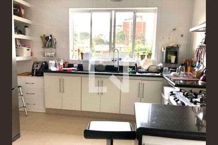 Casa à venda com 444m², 4 quartos e 4 vagas