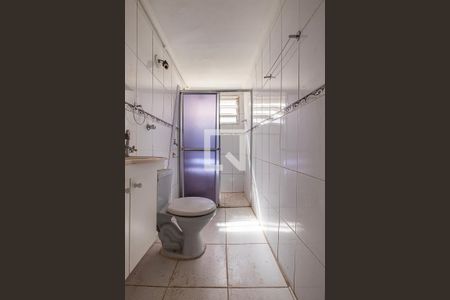 Banheiro de kitnet/studio à venda com 1 quarto, 24m² em Bela Vista, São Paulo
