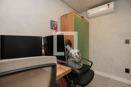 Apartamento à venda com 165m², 3 quartos e 3 vagasEscritório