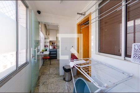 Apartamento à venda com 245m², 4 quartos e 4 vagasÁrea de serviço