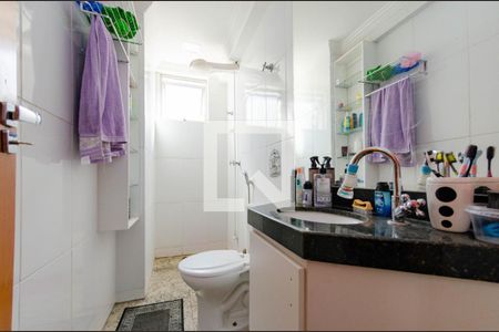 Apartamento à venda com 245m², 4 quartos e 4 vagasBanheiro suíte 3