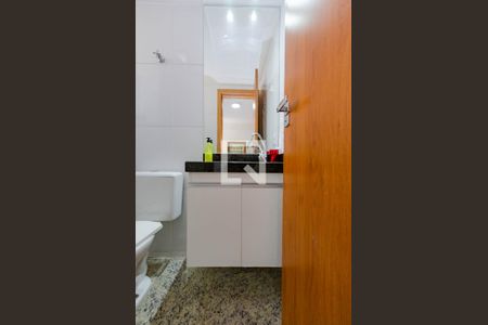 Apartamento à venda com 245m², 4 quartos e 4 vagasBanheiro suíte 1