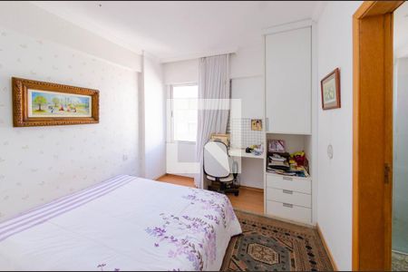 Apartamento à venda com 245m², 4 quartos e 4 vagasSuíte 1