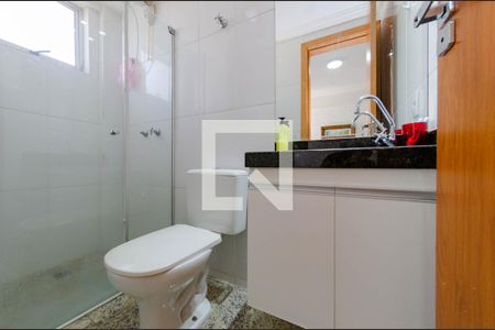 Apartamento à venda com 245m², 4 quartos e 4 vagasBanheiro suíte 1