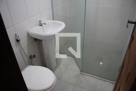 Banheiro de apartamento para alugar com 2 quartos, 90m² em Eldorado, Contagem