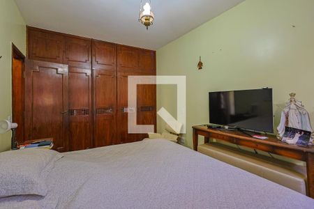 Casa à venda com 497m², 5 quartos e 6 vagasQuarto 4