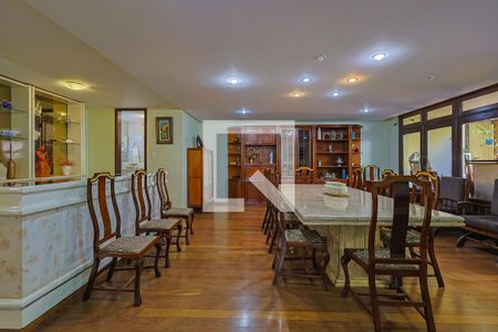 Casa à venda com 497m², 5 quartos e 6 vagasCopa