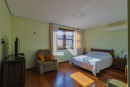 Casa à venda com 497m², 5 quartos e 6 vagasQuarto